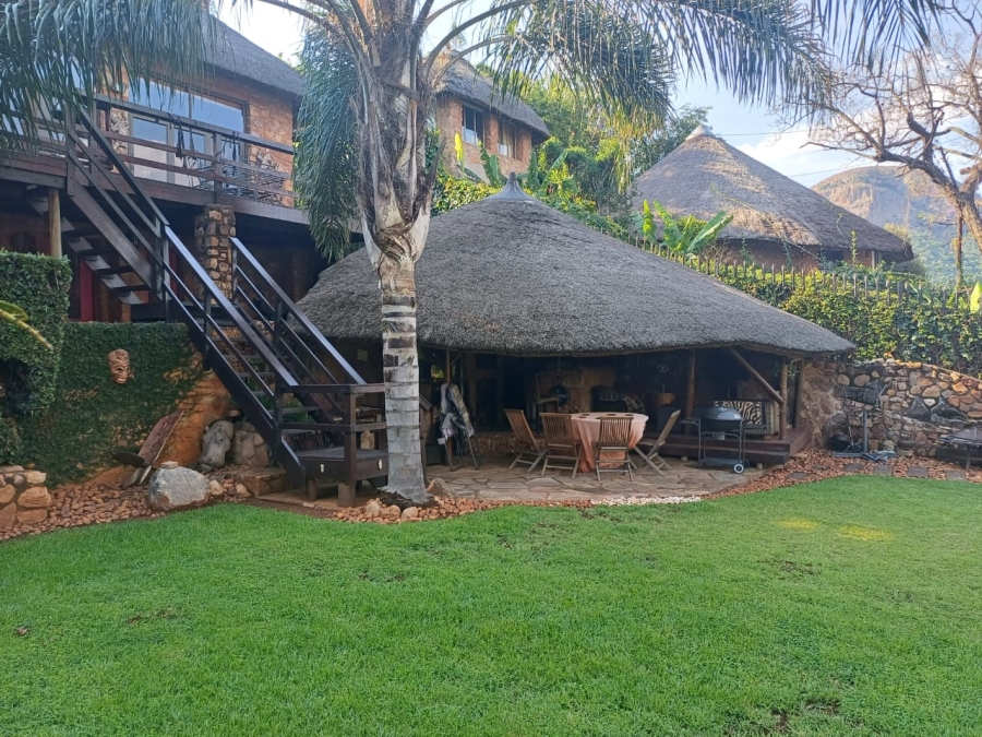 3 Bedroom Property for Sale in Kosmos North West